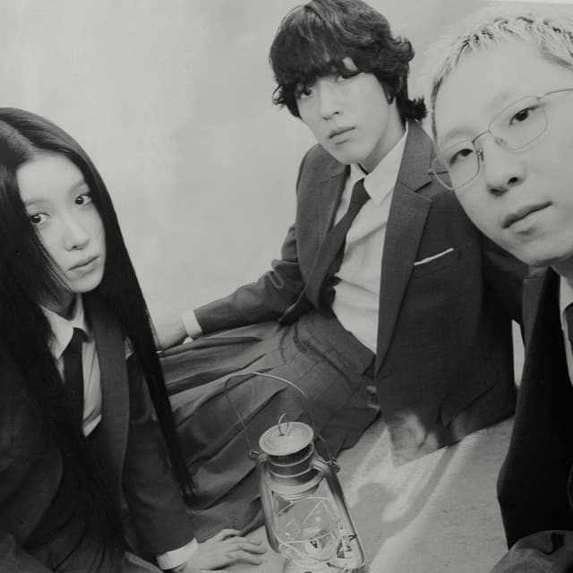 The Volunteers 사진