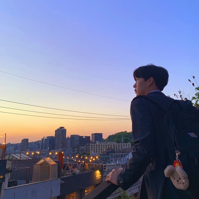 PROLOGUE 커버